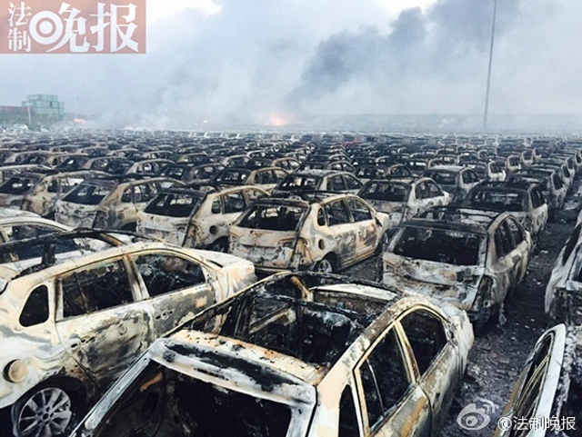 天津滨海新区深夜突发爆炸