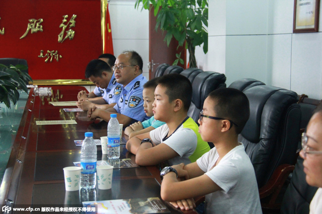 扶老人被讹诈三名小孩获5000元“委屈奖”