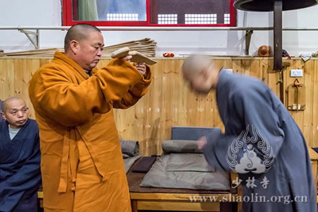 释永信现身少林寺法会 称“得大自在得大解脱”
