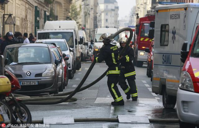巴黎第六区发生爆炸 新浪图片