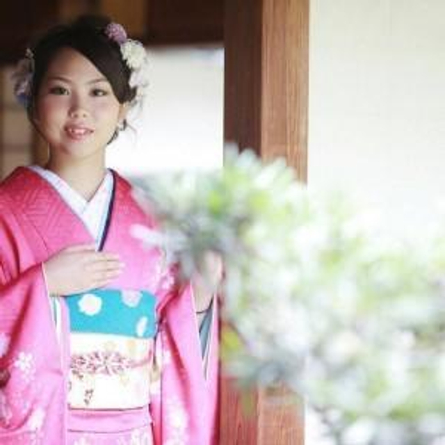 日本花魁摄影人气旺樱花飞舞中十分美艳 新浪图片 日本花魁摄影人气旺樱花飞舞中十分美艳 新浪图片