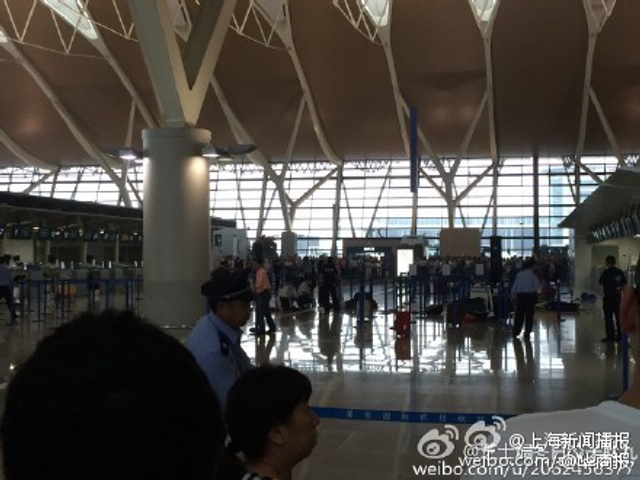 上海浦东机场疑似发生爆炸事件