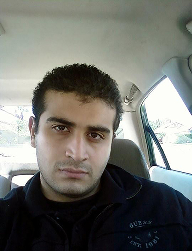 美国一夜店发生枪击案 50人死亡