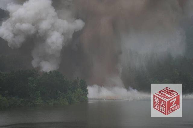 湖北调用炸药对水库实施紧急爆破泄洪