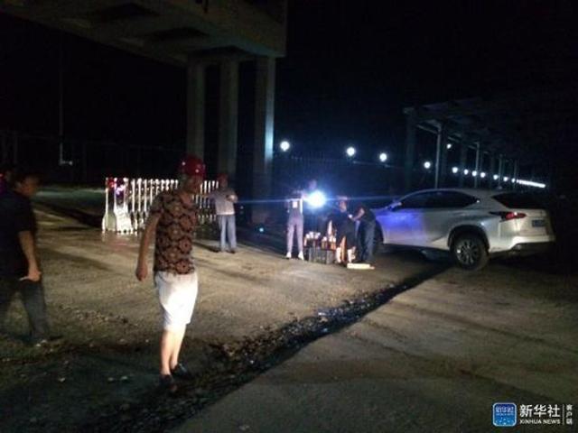 湖北当阳爆炸事故现场 蒸汽穿墙致21死