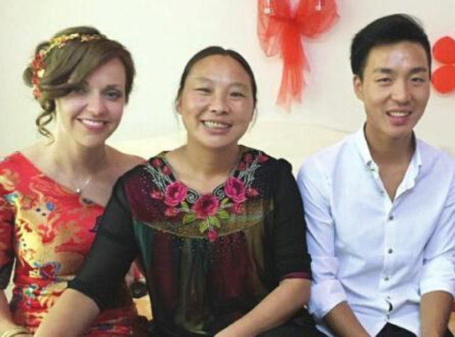 河南小伙娶23岁乌克兰美女 相识俩月领证