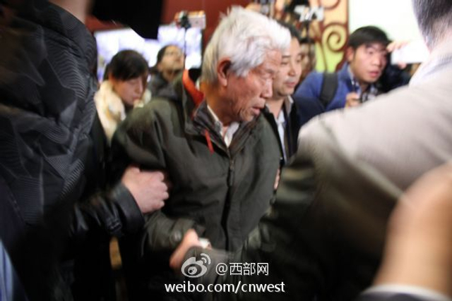 王琪老人终于回到故乡
