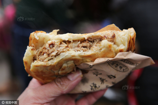 80后中学老师辞职卖肉夹馍 收入翻番