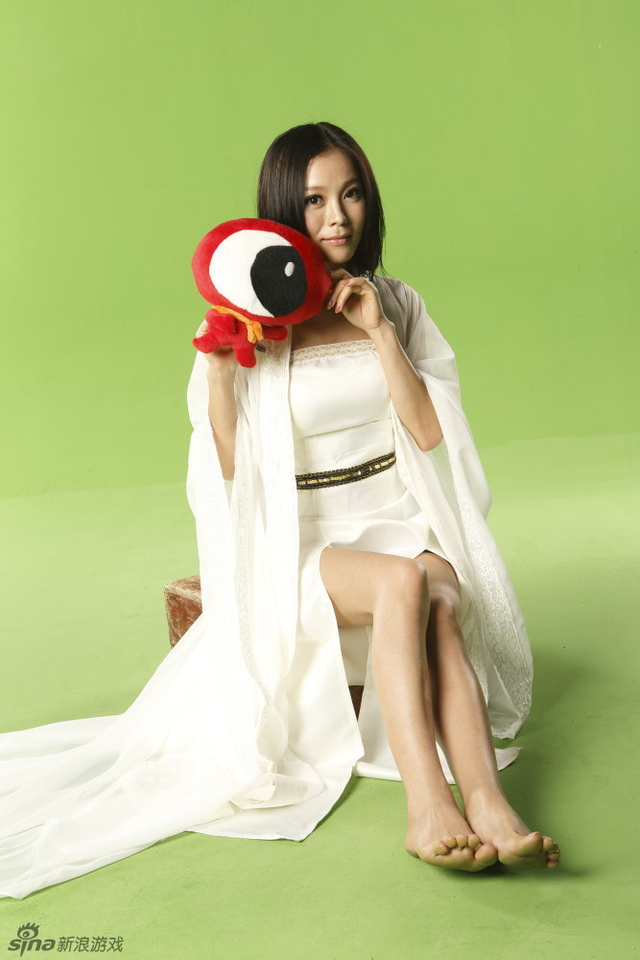 越南妞莫绮雯高清无码花絮照_新浪图片