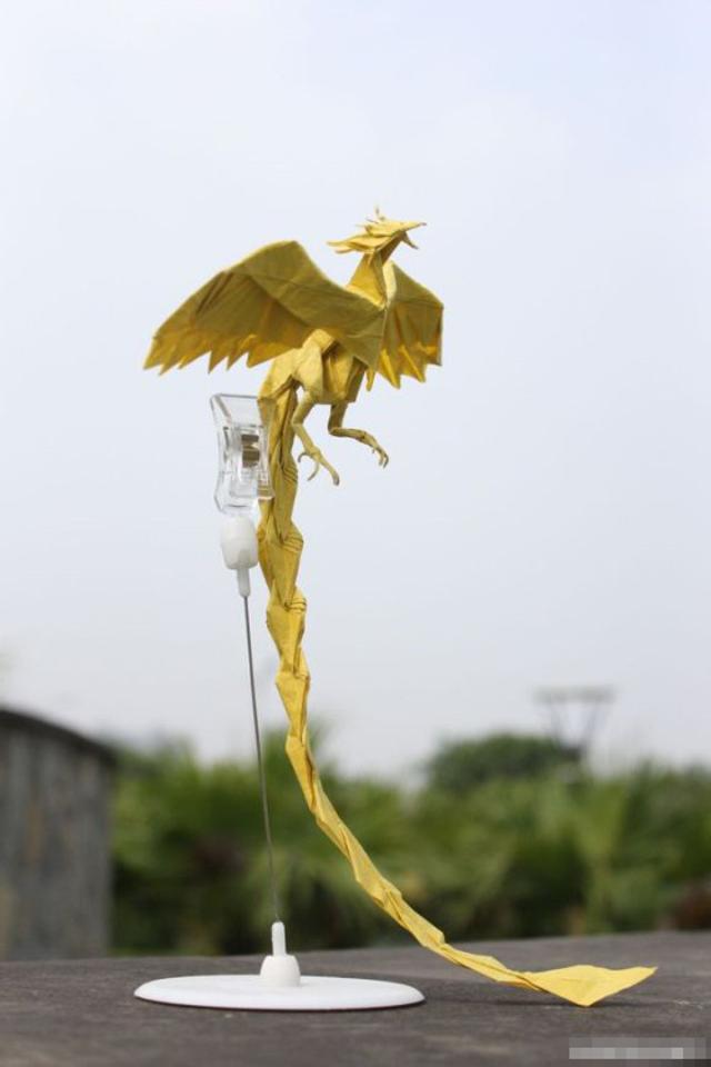 折纸超简单又帅喷火龙图片