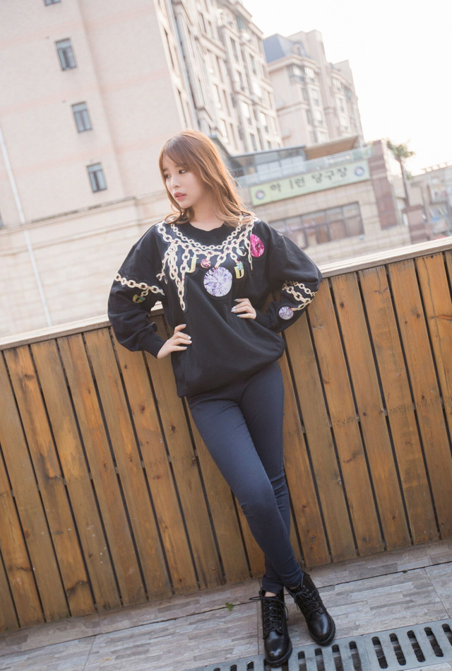 30           糖小幽是一名dnf职业玩家,曾拿到过中韩对抗赛的