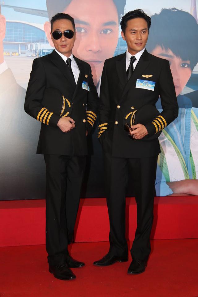 当男人遇上飞行员制服