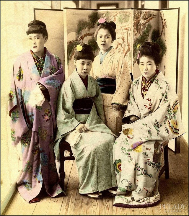 日本艺妓PK清朝妃子 古代妆容怪品味