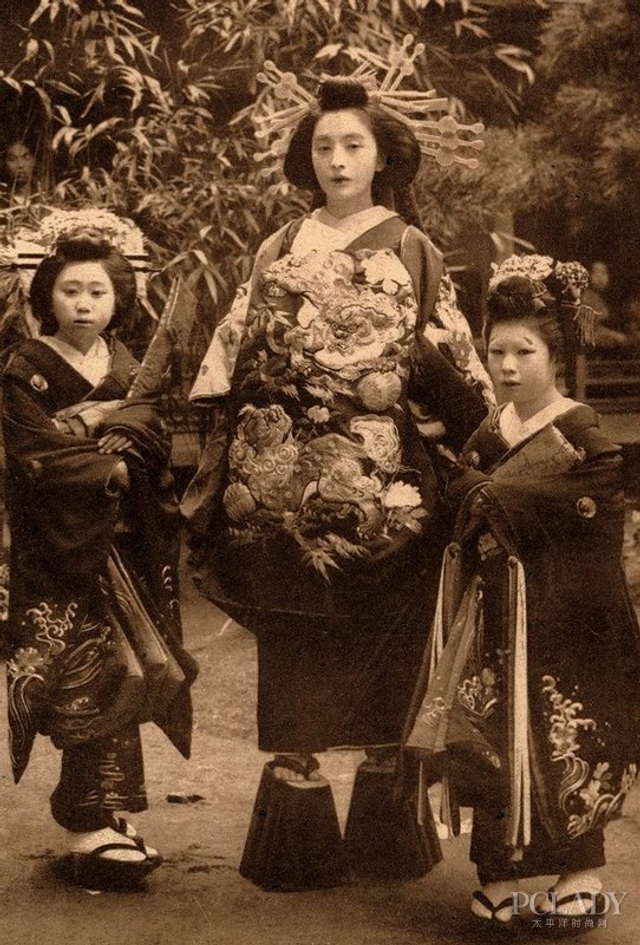 日本艺妓PK清朝妃子 古代妆容怪品味