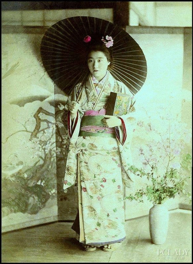 日本艺妓PK清朝妃子 古代妆容怪品味