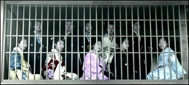 日本艺妓PK清朝妃子 古代妆容怪品味