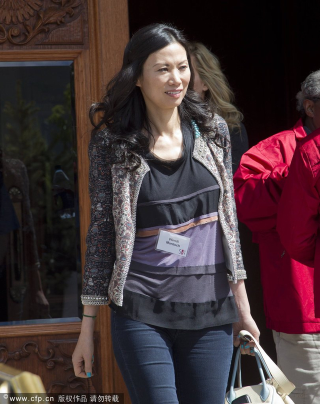 传奇女人邓文迪时尚造型盘点