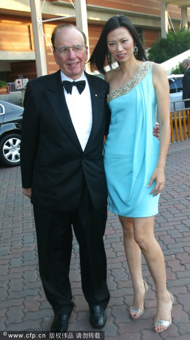 传奇女人邓文迪时尚造型盘点