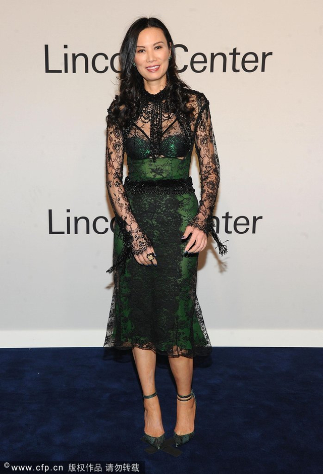 传奇女人邓文迪时尚造型盘点