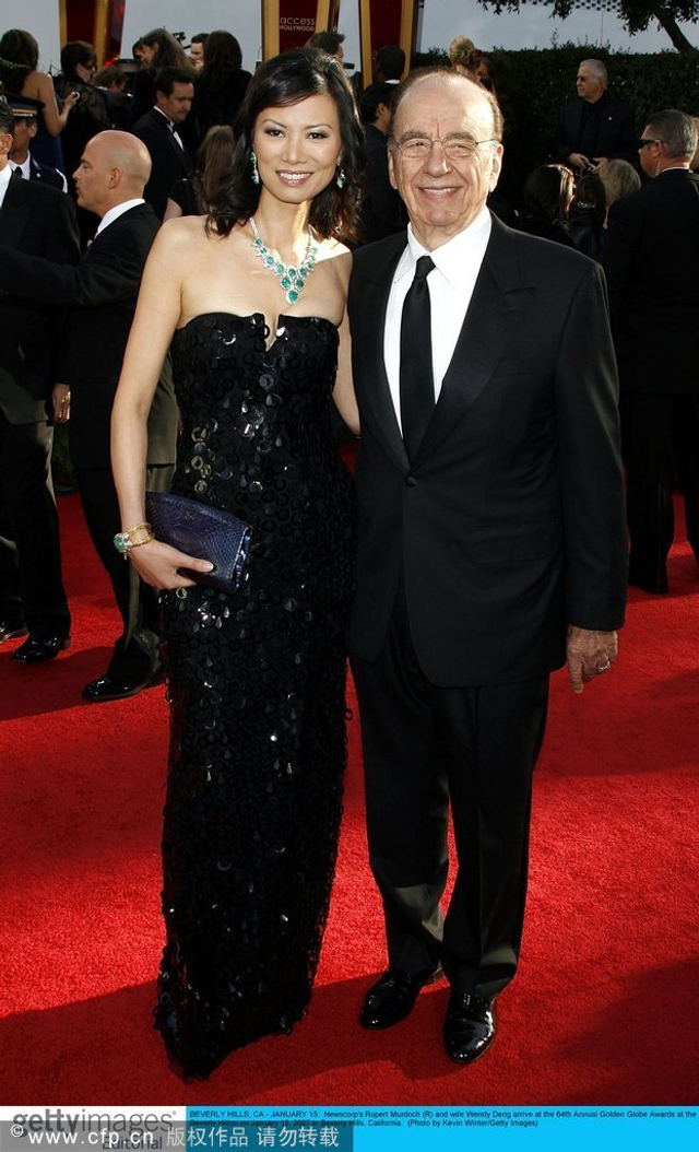 传奇女人邓文迪时尚造型盘点