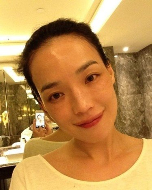 真美女才敢晒素颜 全球女星素颜照大PK