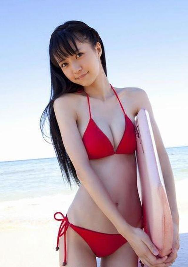 日本美少女逢泽莉娜诱人写真 新浪图片