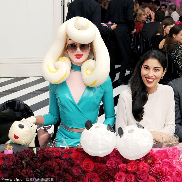 红遍全宇宙的橡胶小姐