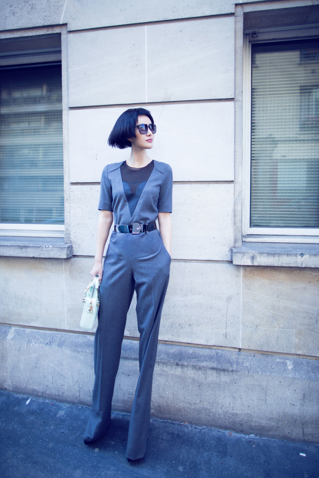 尚雯婕亮相巴黎时装周 与Viktor&Rolf对话时尚