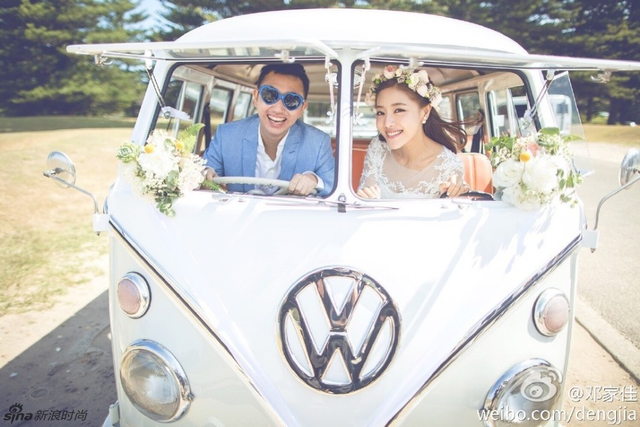 邓家佳婚礼现场浪漫温馨