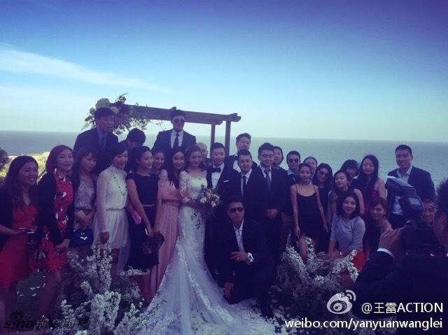 邓家佳婚礼现场浪漫温馨