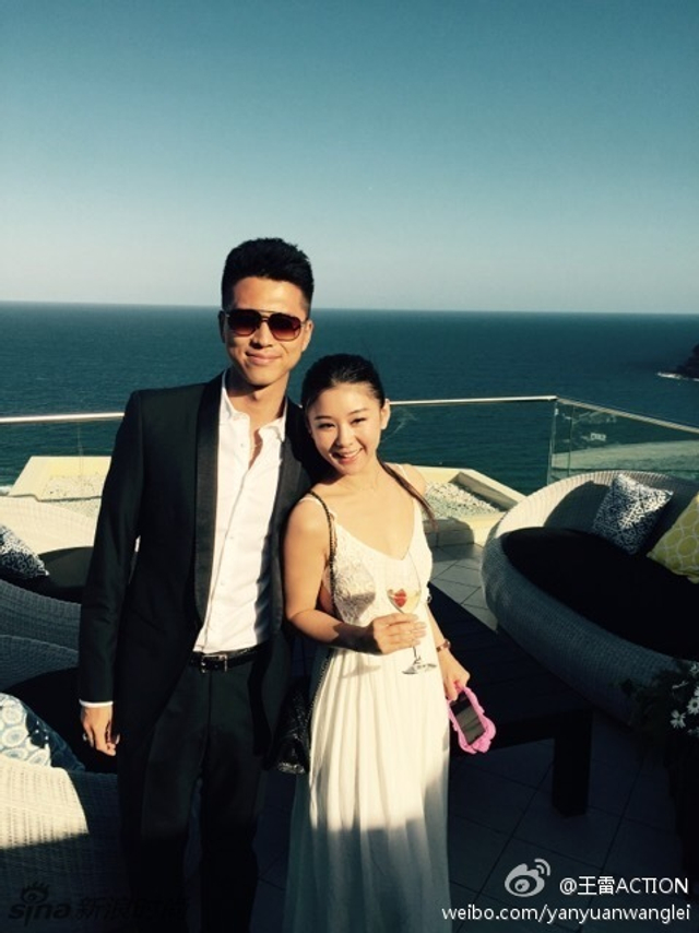 邓家佳婚礼现场浪漫温馨