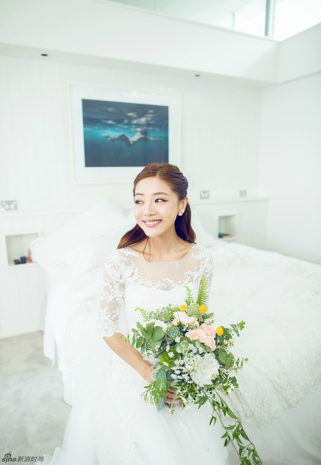 邓家佳婚礼现场浪漫温馨