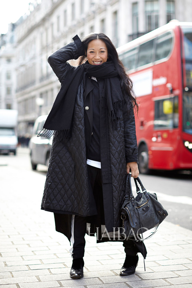 时尚达人领衔臃肿羽绒服也可以时髦不土气