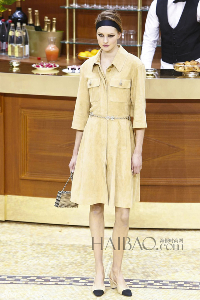 20个2015秋冬Look 教你穿好麂皮单品！