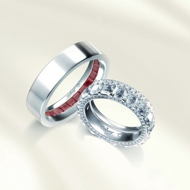 Angelababy曝光巨钻婚戒 明星