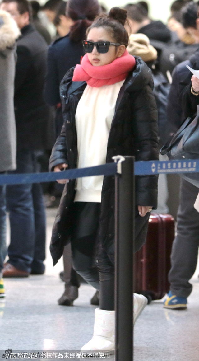 非要等到雪天冻成狗 才想起羽绒服的温暖