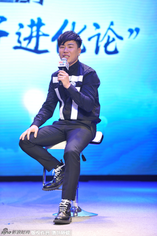 胡彦斌撞衫吴亦凡被评“勇气可嘉”