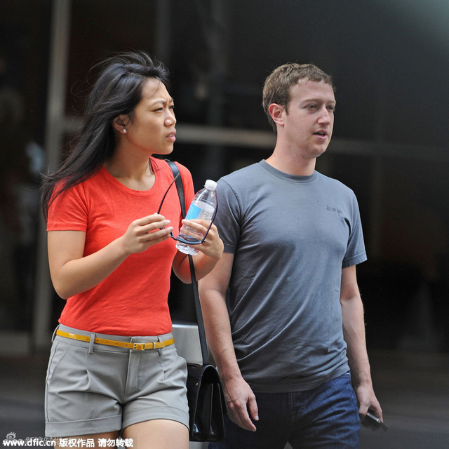 扎克伯格喜得千金捐450亿美元股份