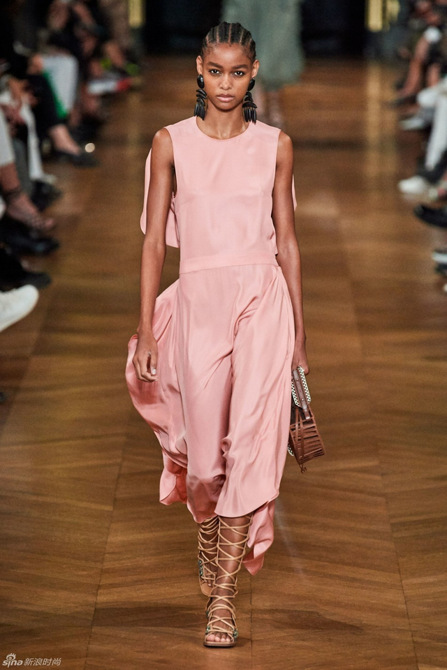 stella mccartney 2020春夏大秀_新浪图片