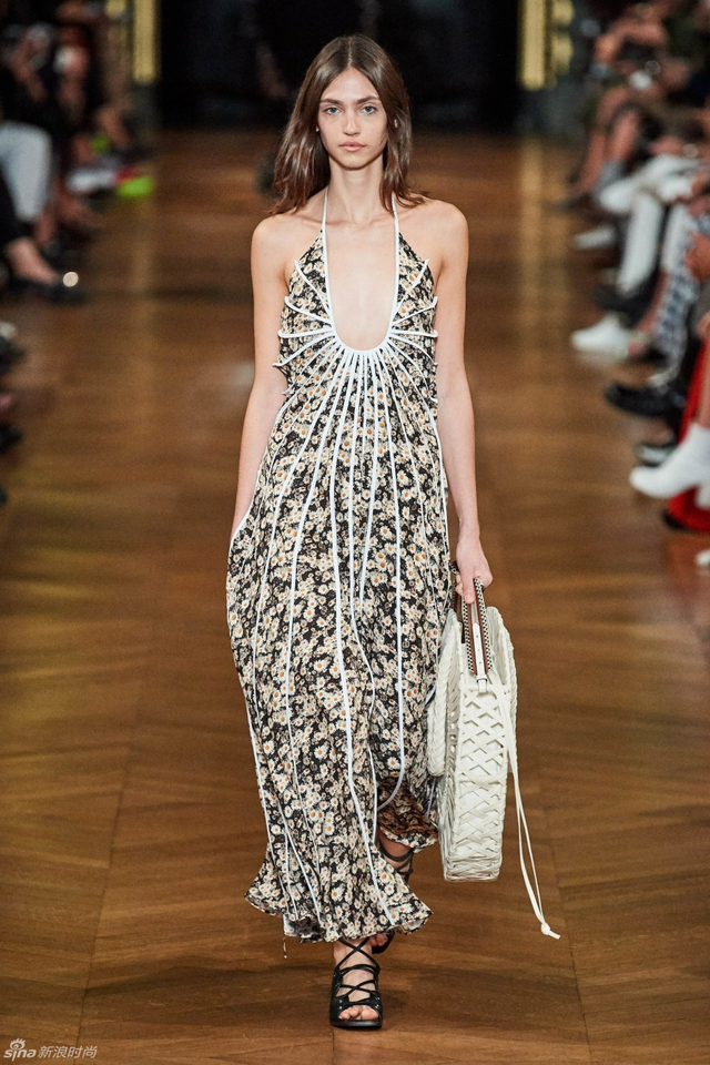stella mccartney 2020春夏大秀_新浪图片