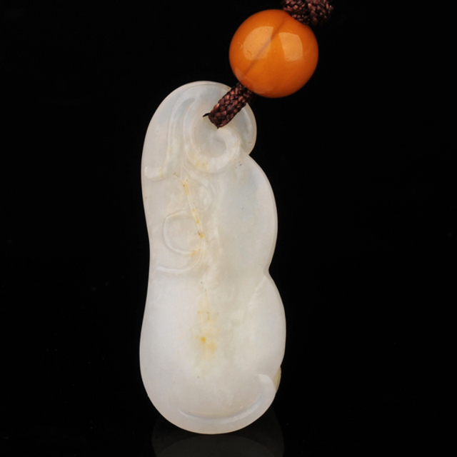 2扁豆 材质：新疆和田玉籽料白玉