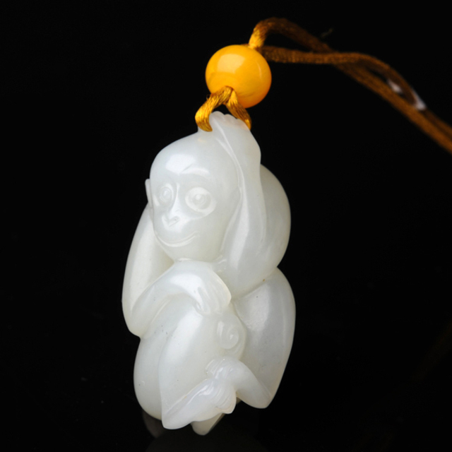 5猴挂件 材质：新疆和田玉籽料白玉