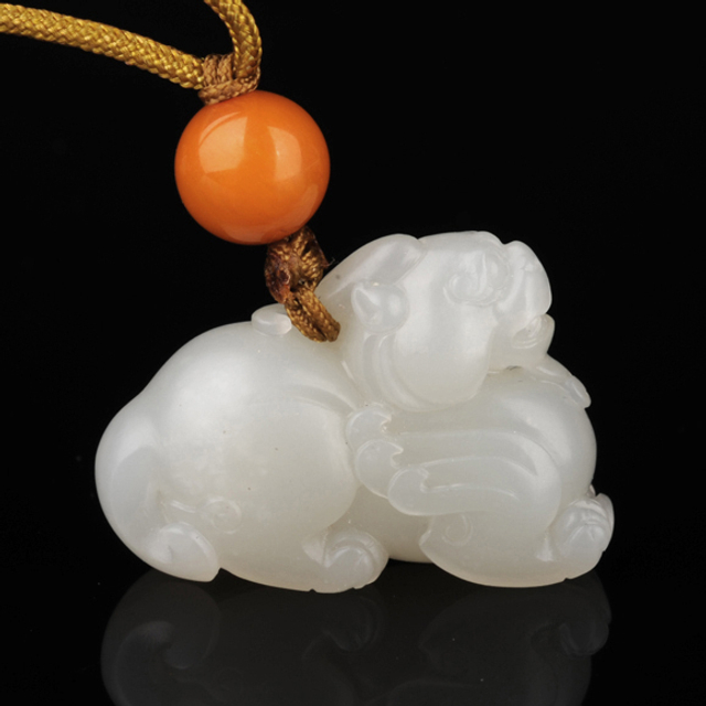16貔貅  材质：新疆和田玉籽料白玉