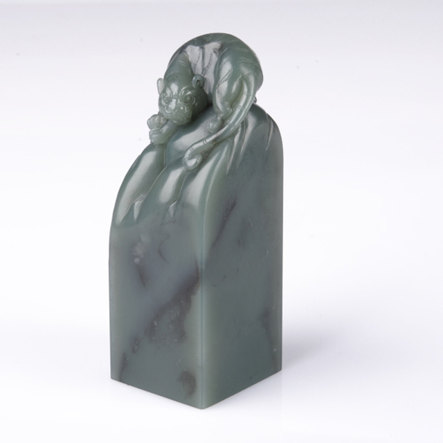 21老虎印章 材质：新疆和田玉籽料青玉