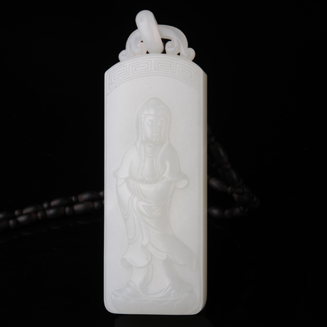 35 吊环观音牌　材质：新疆和田玉籽料白玉　