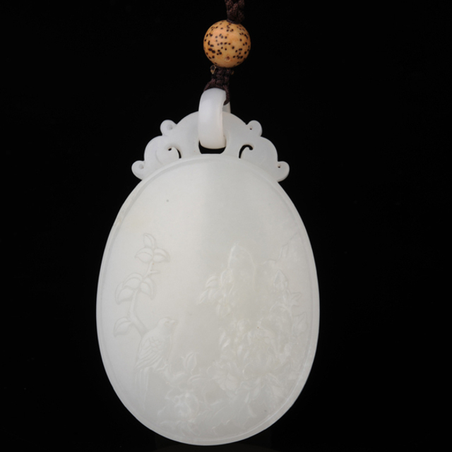 39 花开富贵牌　材质：新疆和田玉籽料白玉　