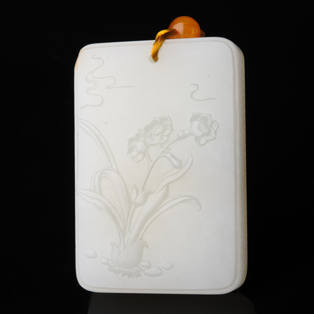 57凌波仙子 材质新疆和田玉籽料白玉 RMB18,000