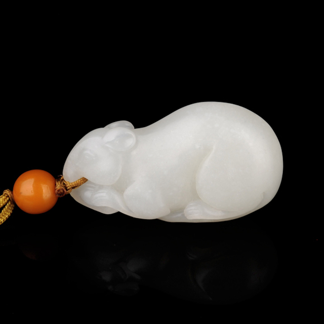 73鼠 材质：新疆和田玉籽料白玉 无底价