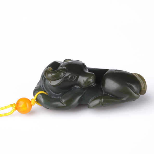 98牛挂件 新疆和田玉籽料青玉 无底价