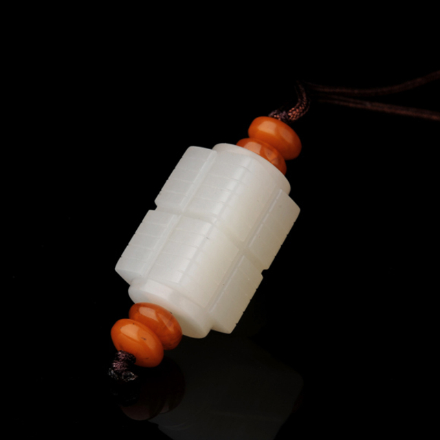 103勒子 材质：新疆和田玉籽料白玉